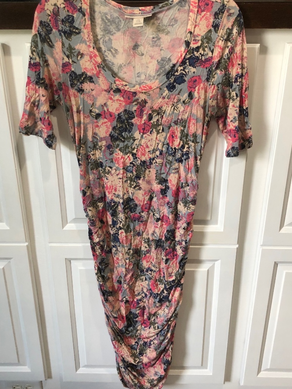 Motherhood Maternity Dress Women’s Sz S Floral Ruched Baby Shower Stretchy